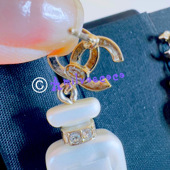 New CHANEL Perfume bottle Motif Coco Logos Rhinestone Earrings light Gold A22S - Picture 5 of 5